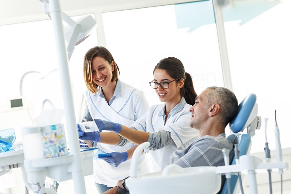 Dental Bridges In Cosmetic Dentistry Treatment